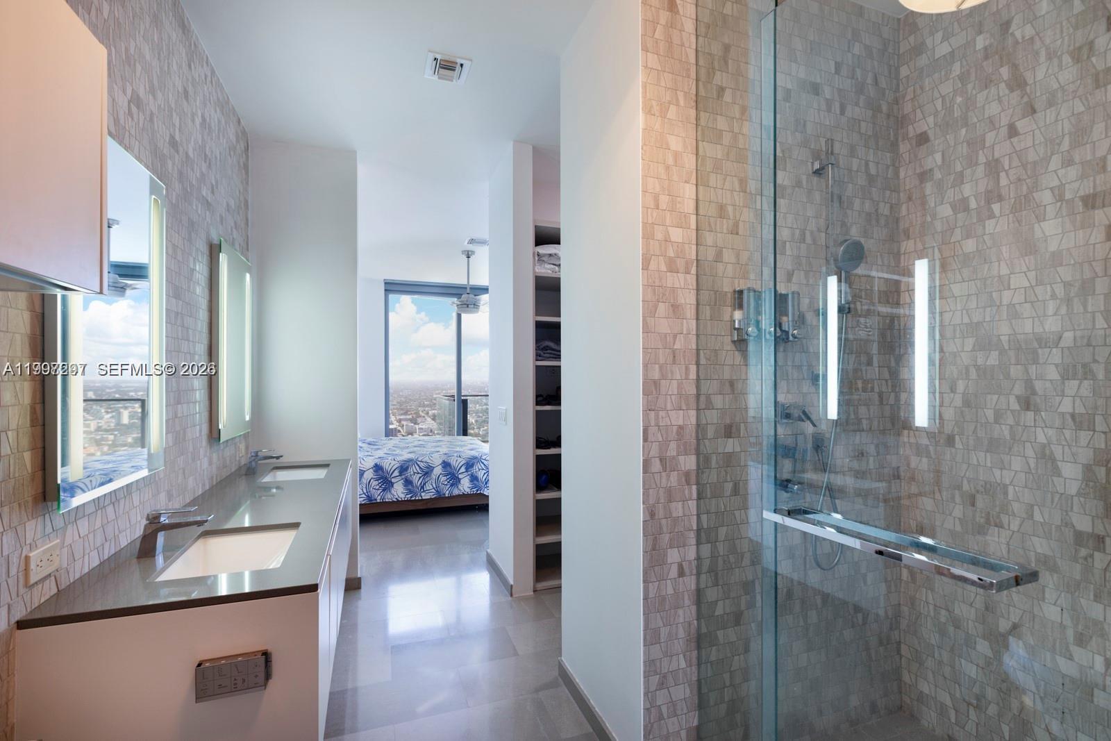 88 Southwest 7th Street, Unit 4106 Miami, FL 33130 - Photo 13 of 21 Photo 13