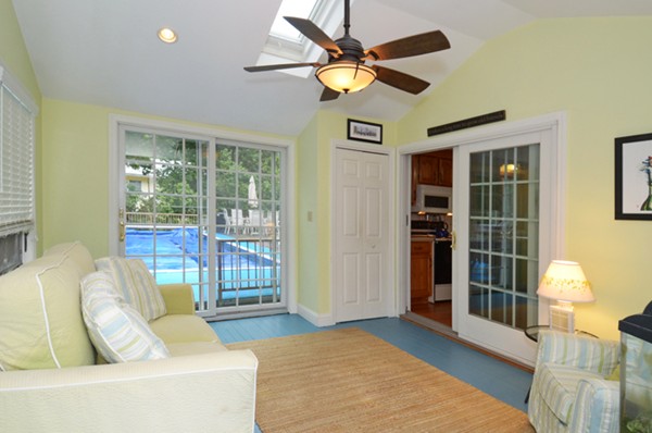 15 Randall Road Ipswich, MA 01938 - Photo 6 of 11