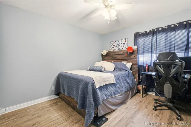 $154,900 | 5 Lakeshore Drive, Clarksville, IN 47129