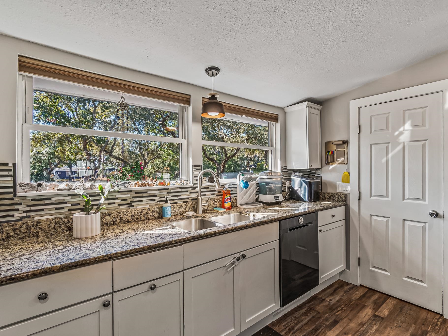 572 Mashes Sands Road Panacea, FL 32346 - Photo 11 of 56