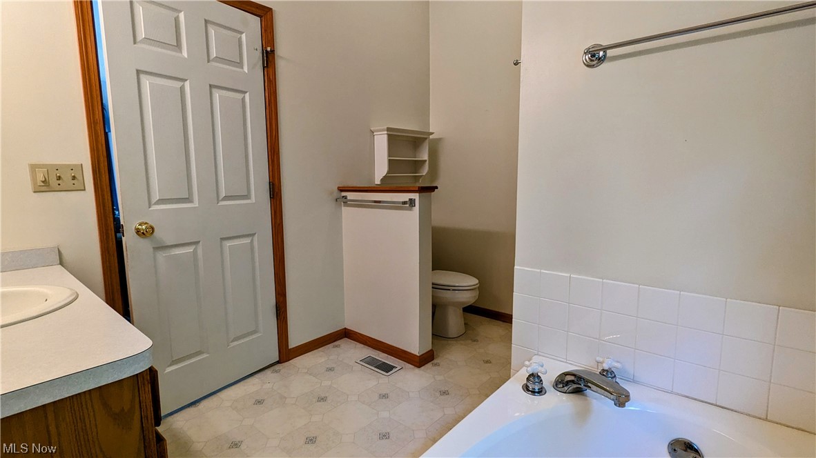 6997 Callow Road Painesville, OH 44077 - Photo 16 of 30