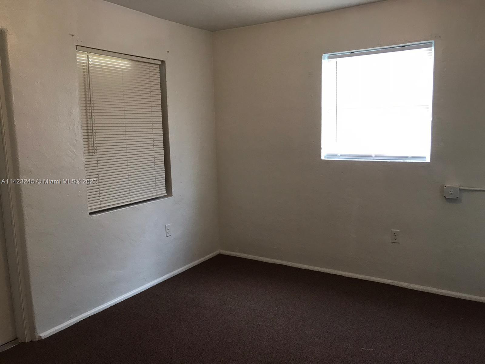 Overtown Miami, FL 33136 - Photo 8 of 8 an empty room with a window