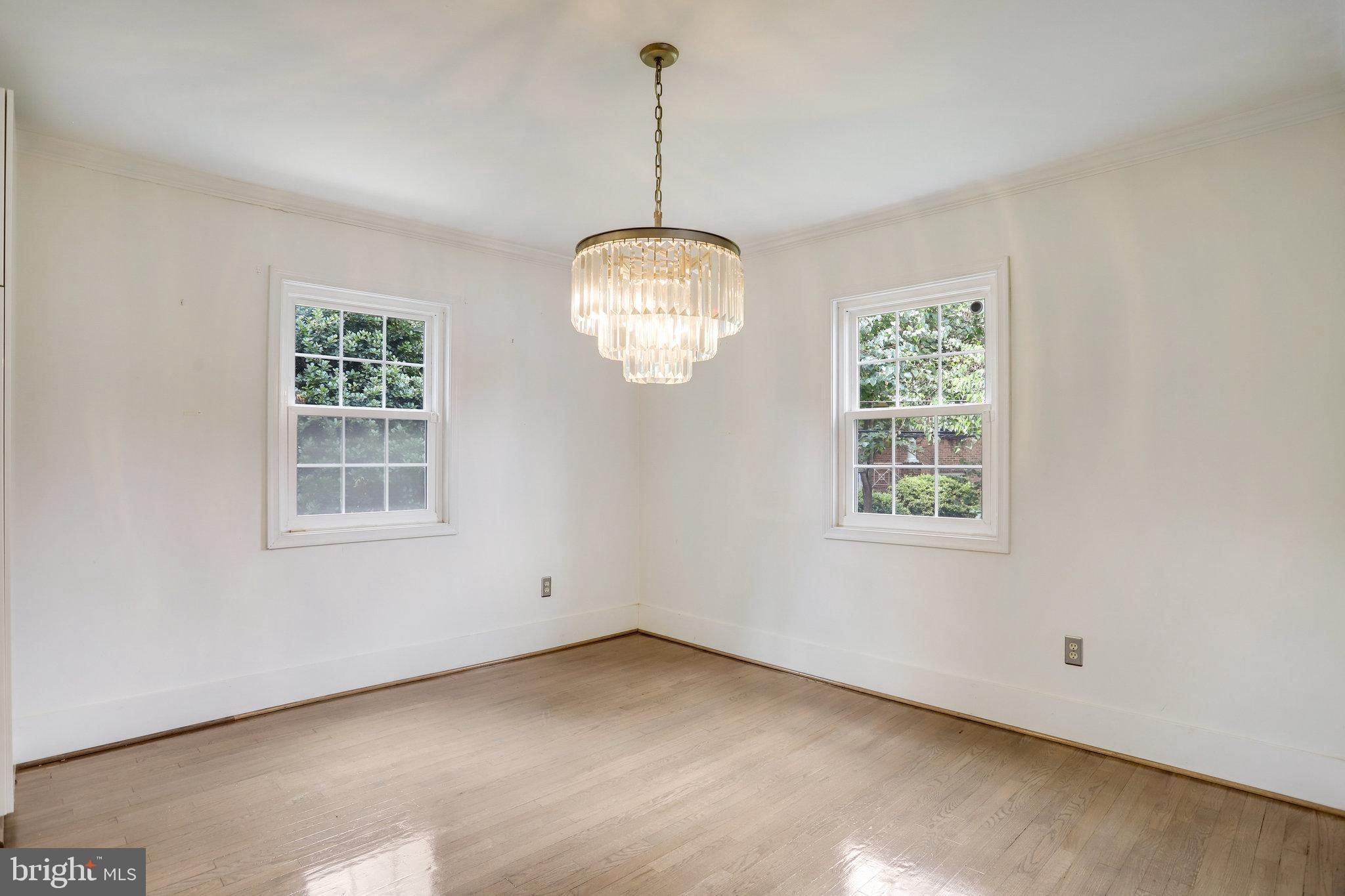 5370 Pooks Hill Road, Unit 30153 Bethesda, MD 20814 - Photo 12 of 28 Dining Room