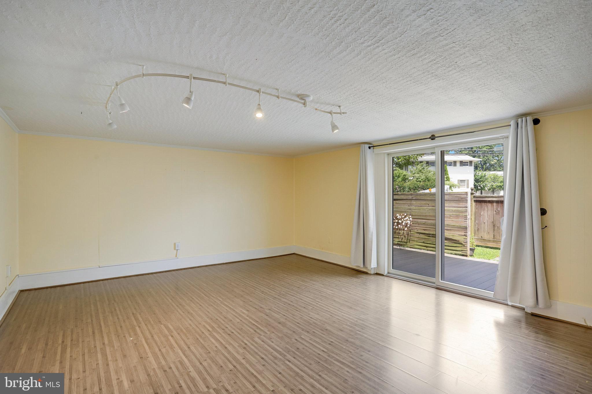 5370 Pooks Hill Road, Unit 30153 Bethesda, MD 20814 - Photo 15 of 28 Level Walk-out Exit From Basement