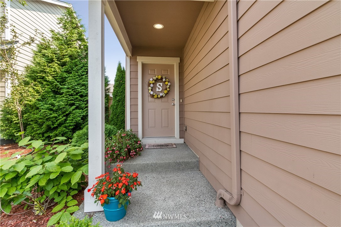 17329 13th Avenue Southeast Bothell, WA 98012 - Photo 3 of 25 Gallery Image 3