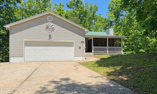 $298,900 | 108 West Bobcat, Wilder, TN 38589