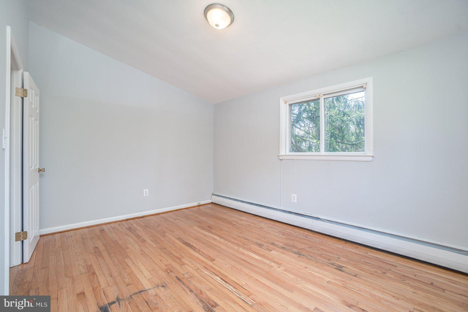 6403 Ridgeview Avenue Baltimore, MD 21206 - Photo 23 of 40