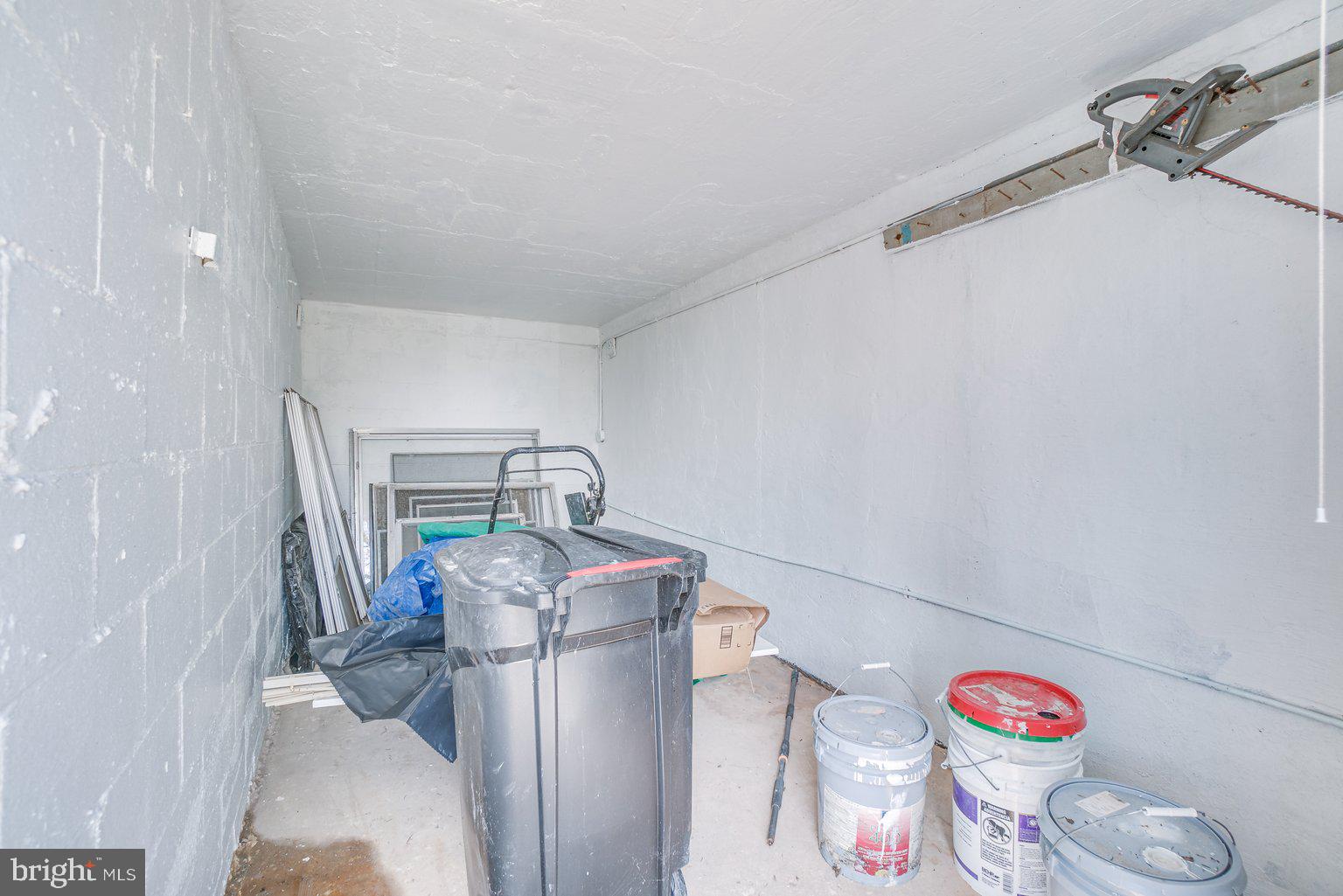 6403 Ridgeview Avenue Baltimore, MD 21206 - Photo 35 of 40 Great outside garden storage