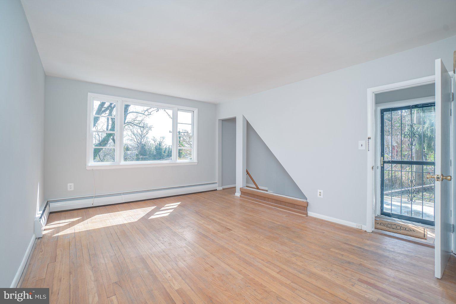 6403 Ridgeview Avenue Baltimore, MD 21206 - Photo 6 of 40 So much natural light 2 bed unit