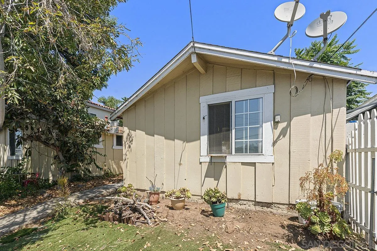 5618 Riley Street San Diego, CA 92110 - Photo 6 of 29 Gallery Image 6