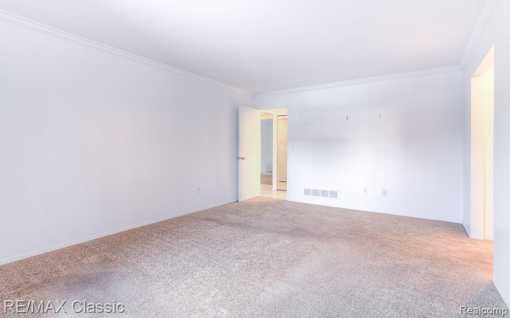 37031 Ridgedale Court Farmington Hills, MI 48331 - Photo 21 of 28