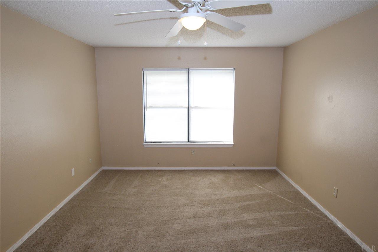 6765 Bellview Pines Road Pensacola, FL 32526 - Photo 9 of 17 Gallery Image 9