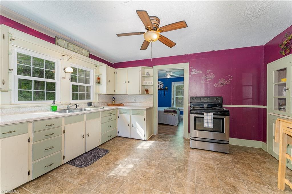 4721 Rolling Road Trinity, NC 27370 - Photo 13 of 26 Gallery Image 13