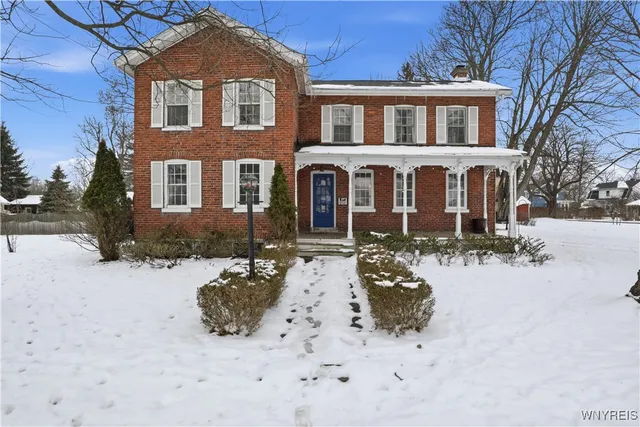 $439,900 | 6100 Railroad Street, Clarence, NY 14032