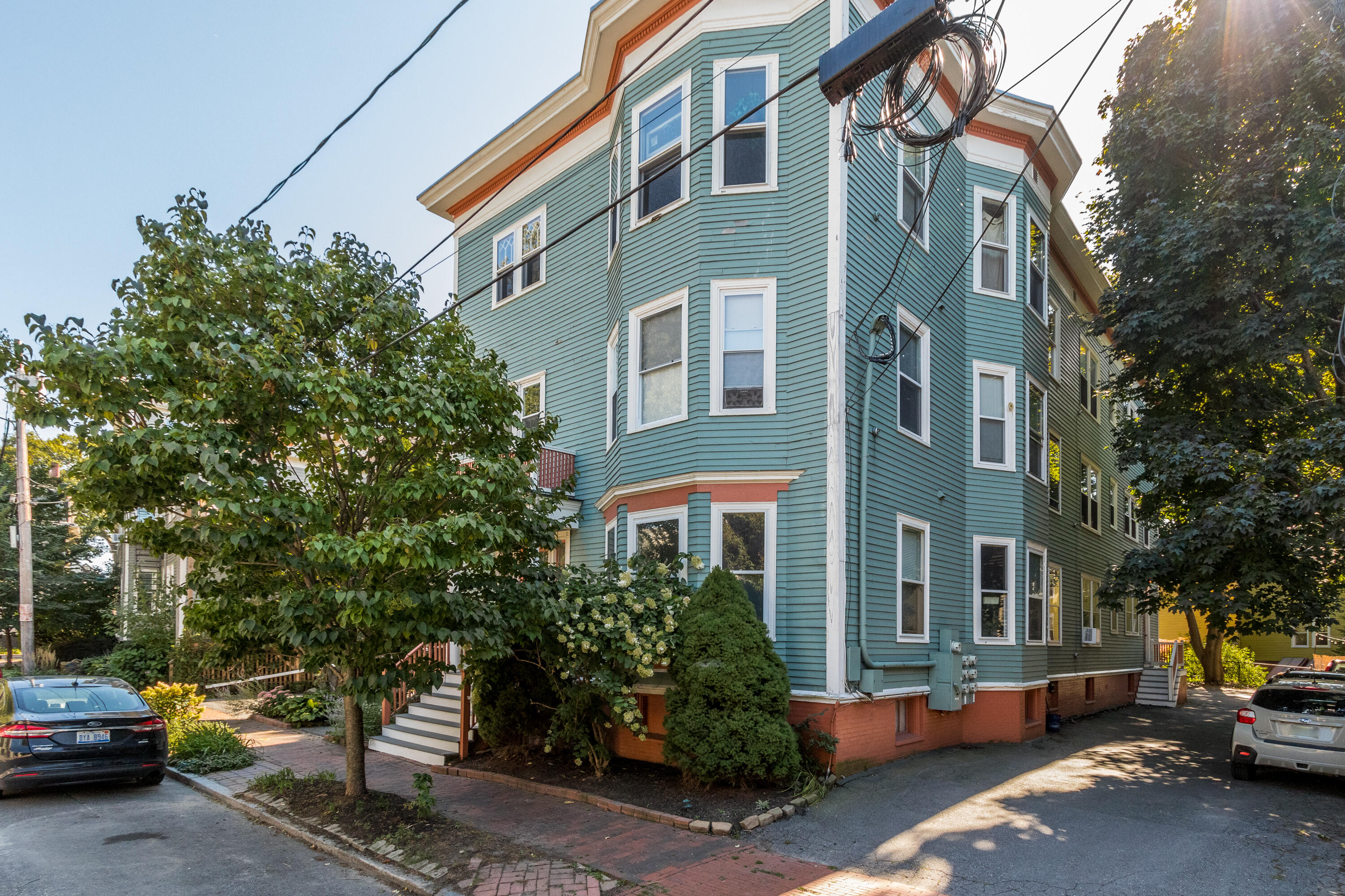 12 Lewis Street, Unit 8 Portland, ME 04102 - Photo 1 of 48 20220917AM-71005