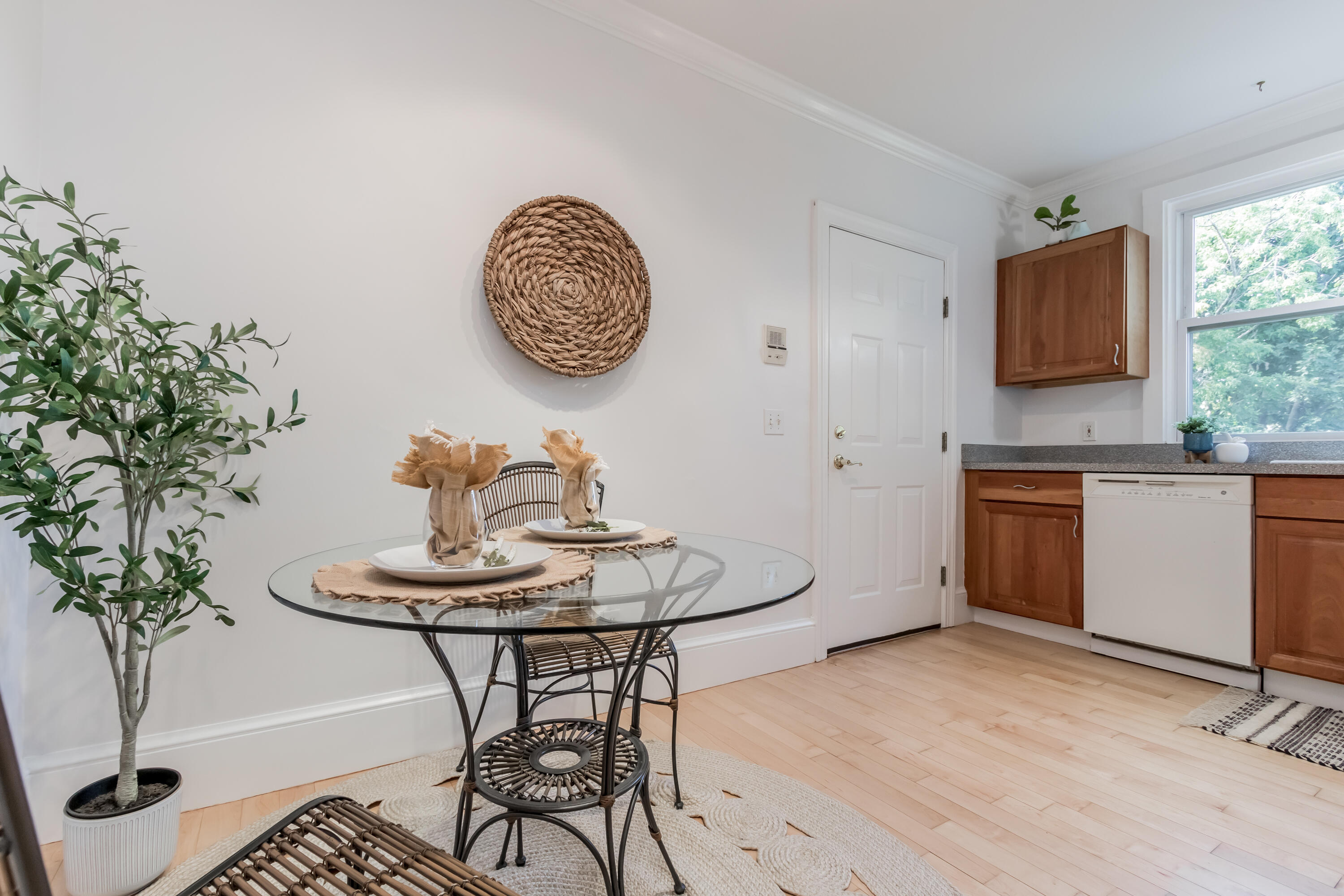 12 Lewis Street, Unit 8 Portland, ME 04102 - Photo 17 of 48 20220917AM-71014