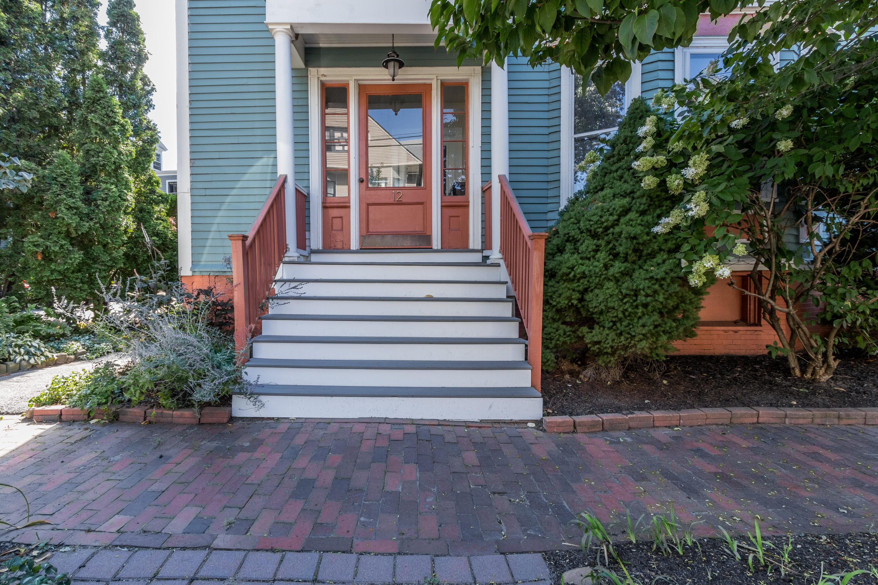 12 Lewis Street, Unit 8 Portland, ME 04102 - Photo 3 of 48 20220917AM-71003