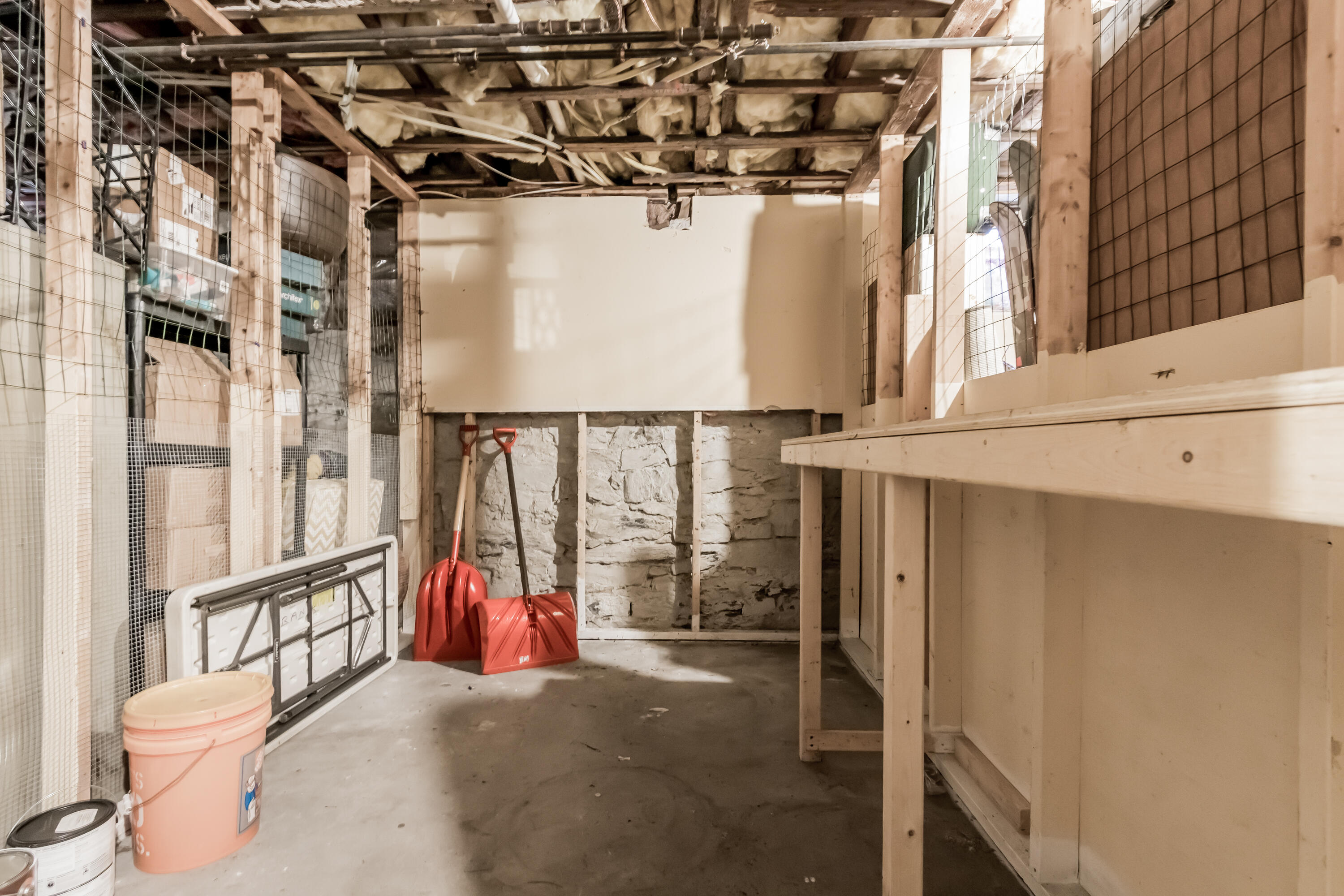 12 Lewis Street, Unit 8 Portland, ME 04102 - Photo 39 of 48 20220917AM-71050