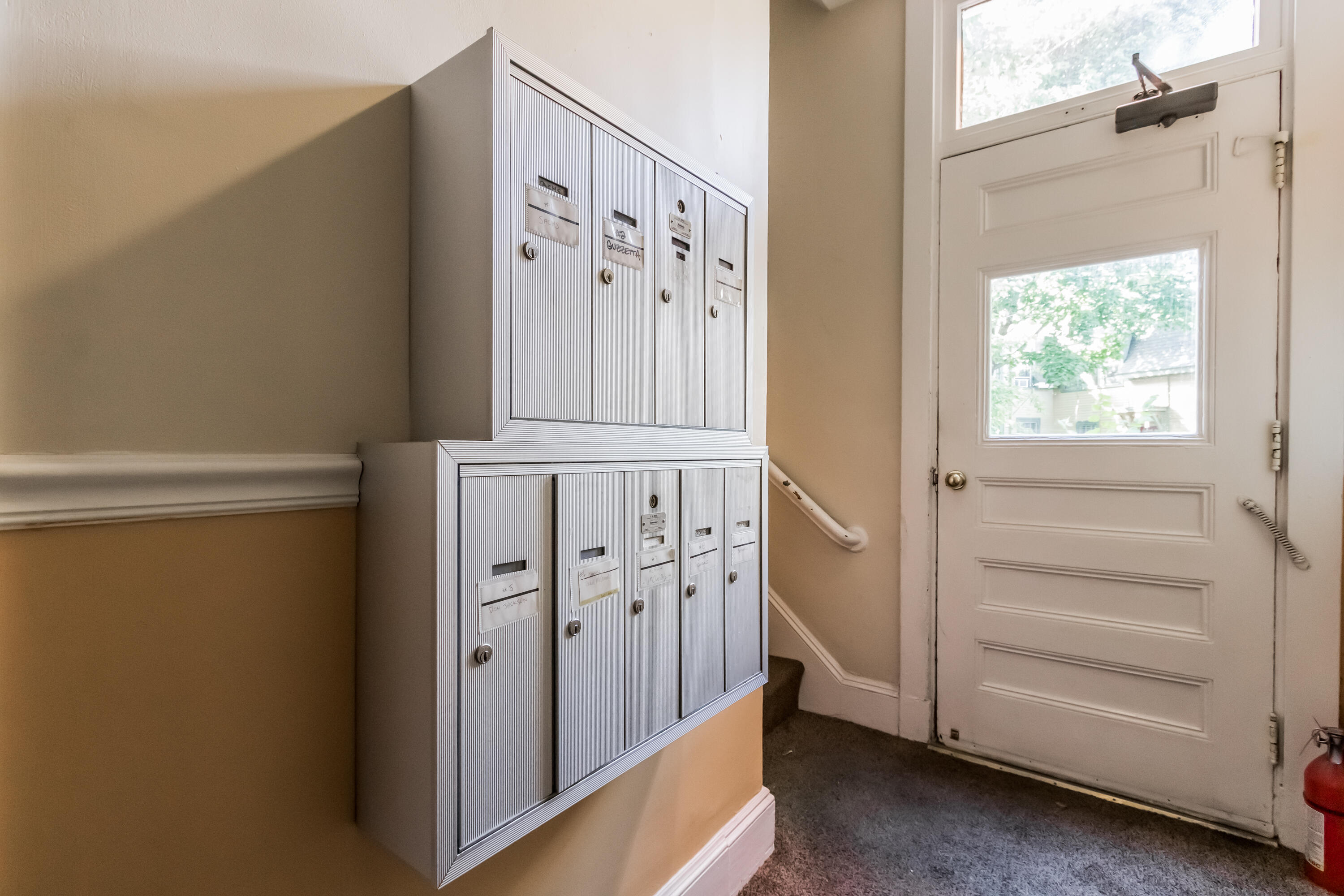 12 Lewis Street, Unit 8 Portland, ME 04102 - Photo 9 of 48 20220917AM-71008