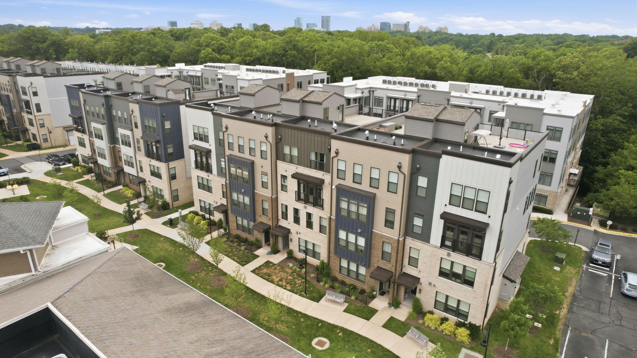 1702 Bandit Loop, Unit 19B Reston, VA 20190 - Photo 24 of 31 Tall Oaks Community view.