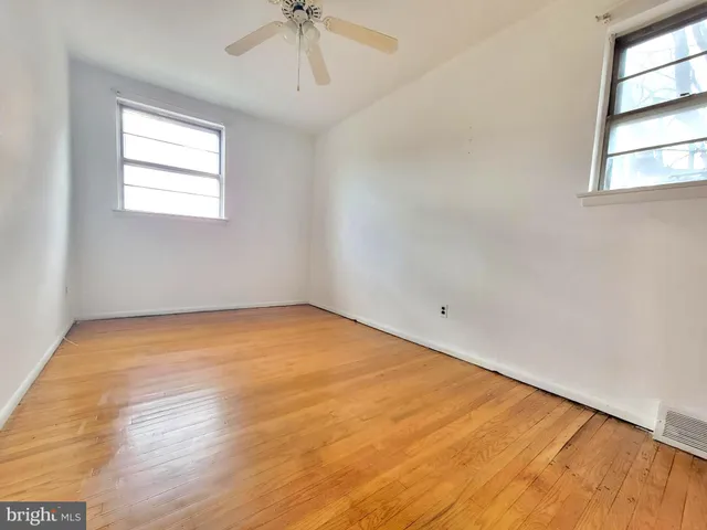 $1,300 | 628 West Providence Road, Unit 1, Aldan, PA 19018