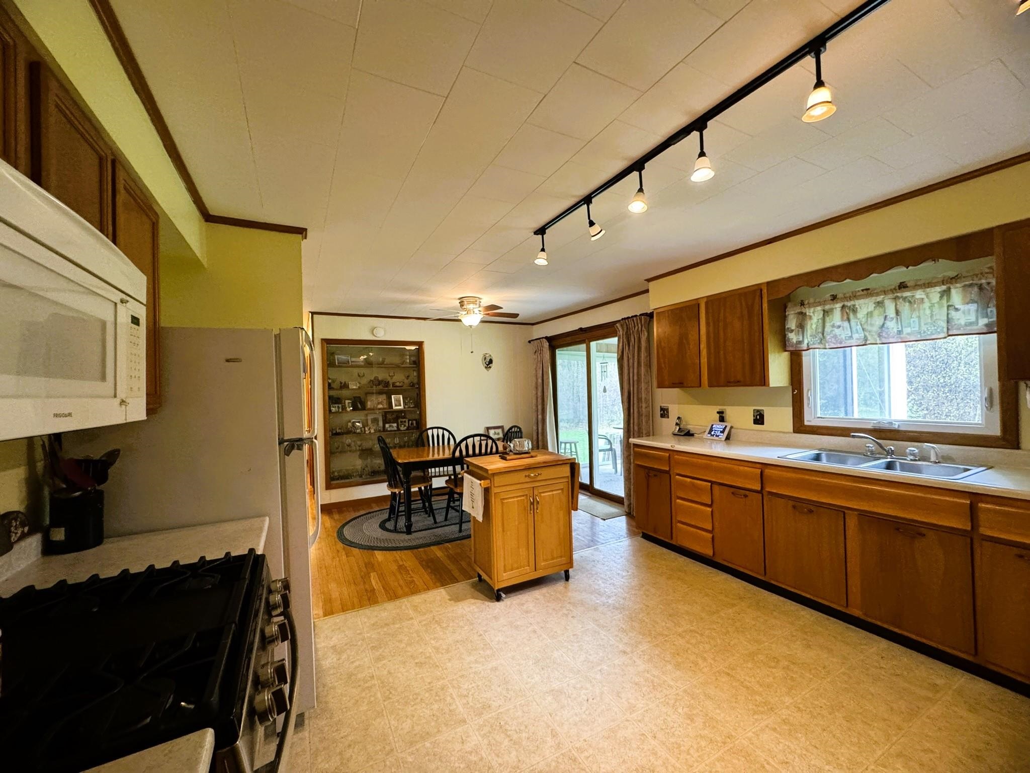 1150 Rte 30 South Castleton, VT 05735 - Photo 6 of 29