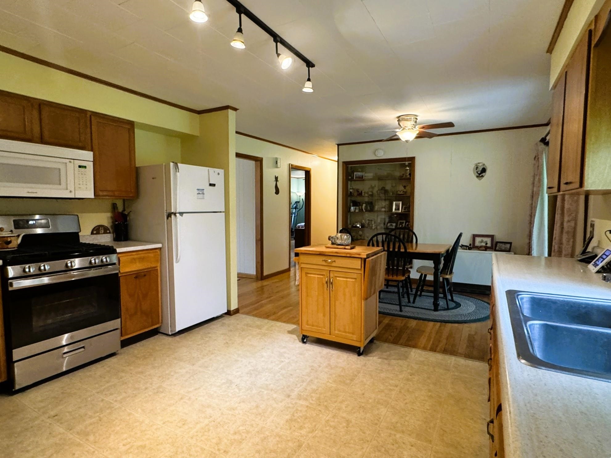 1150 Rte 30 South Castleton, VT 05735 - Photo 8 of 29