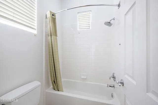 $1,800,000 | 3178 Sunset Hills Boulevard, Thousand Oaks, CA 91362