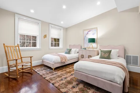 $6,250,000 | 15 West Cedar Street, Boston, MA 02108