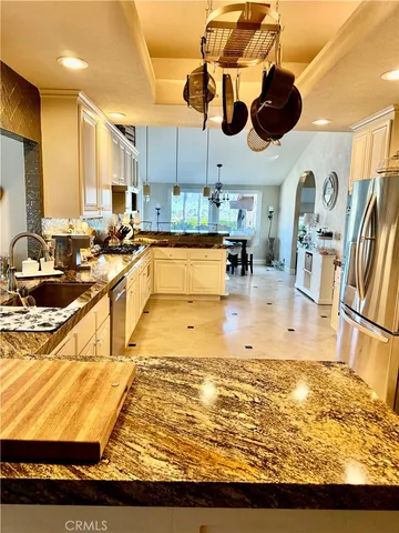 $13,500 | 10071 Highcliff Drive, Santa Ana, CA 92705