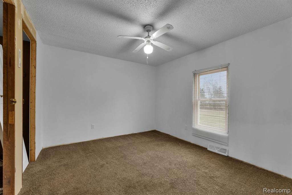 7696 Avoca Road Avoca, MI 48006 - Photo 24 of 30