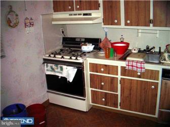7635 Brookhaven Road Philadelphia, PA 19151 - Photo 3 of 8 Gallery Image 3