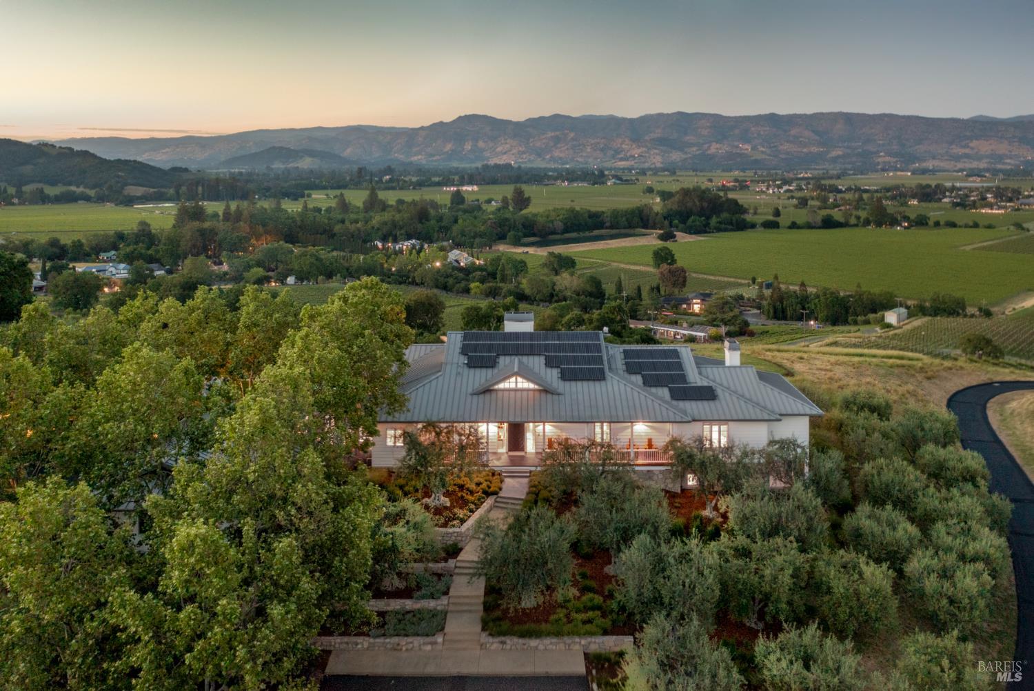 3075 Dry Creek Road Napa, CA 94558 - Photo 2 of 46