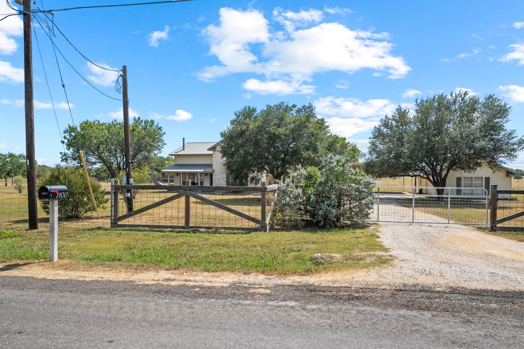 1100 Martindale Falls Road Martindale, TX 78655 - Photo 25 of 31 Gate featuring a fenced front yard