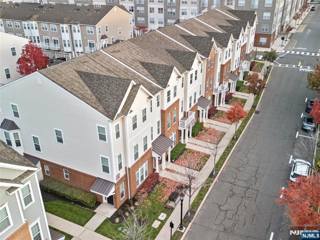 43 Wesmont Drive, Unit 1712 Wood-Ridge, NJ 07075 - Photo 25 of 35 a view of buildings