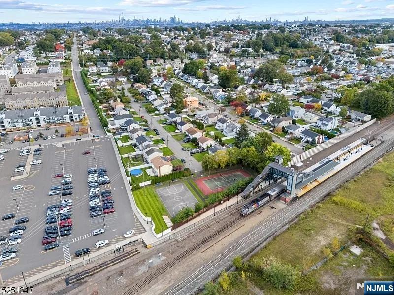 43 Wesmont Drive, Unit 1712 Wood-Ridge, NJ 07075 - Photo 27 of 35 an aerial view of a city