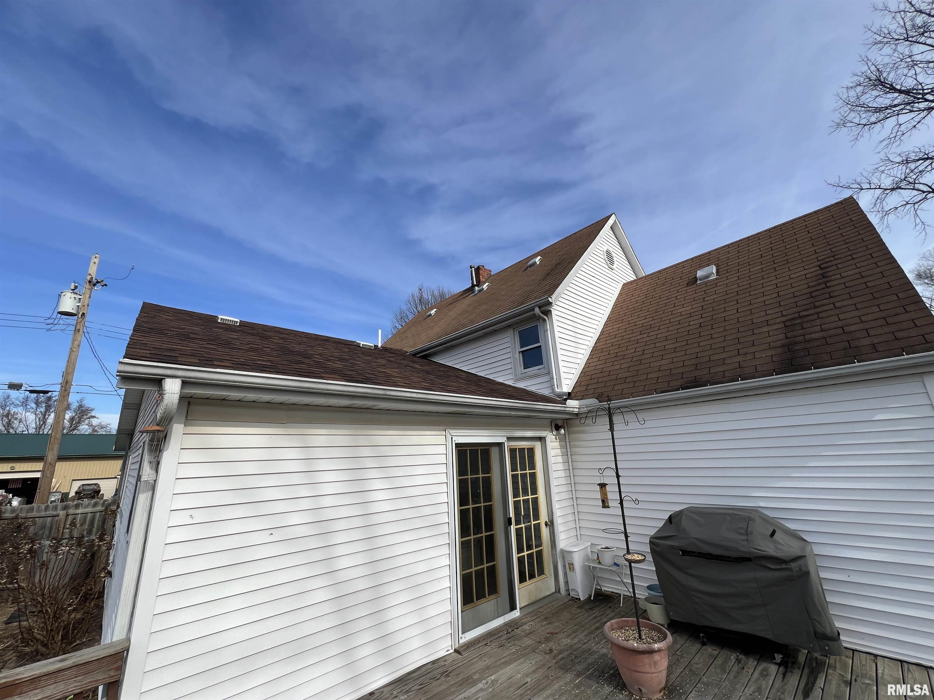 627 East Fulton Street Cuba, IL 61427 - Photo 2 of 15