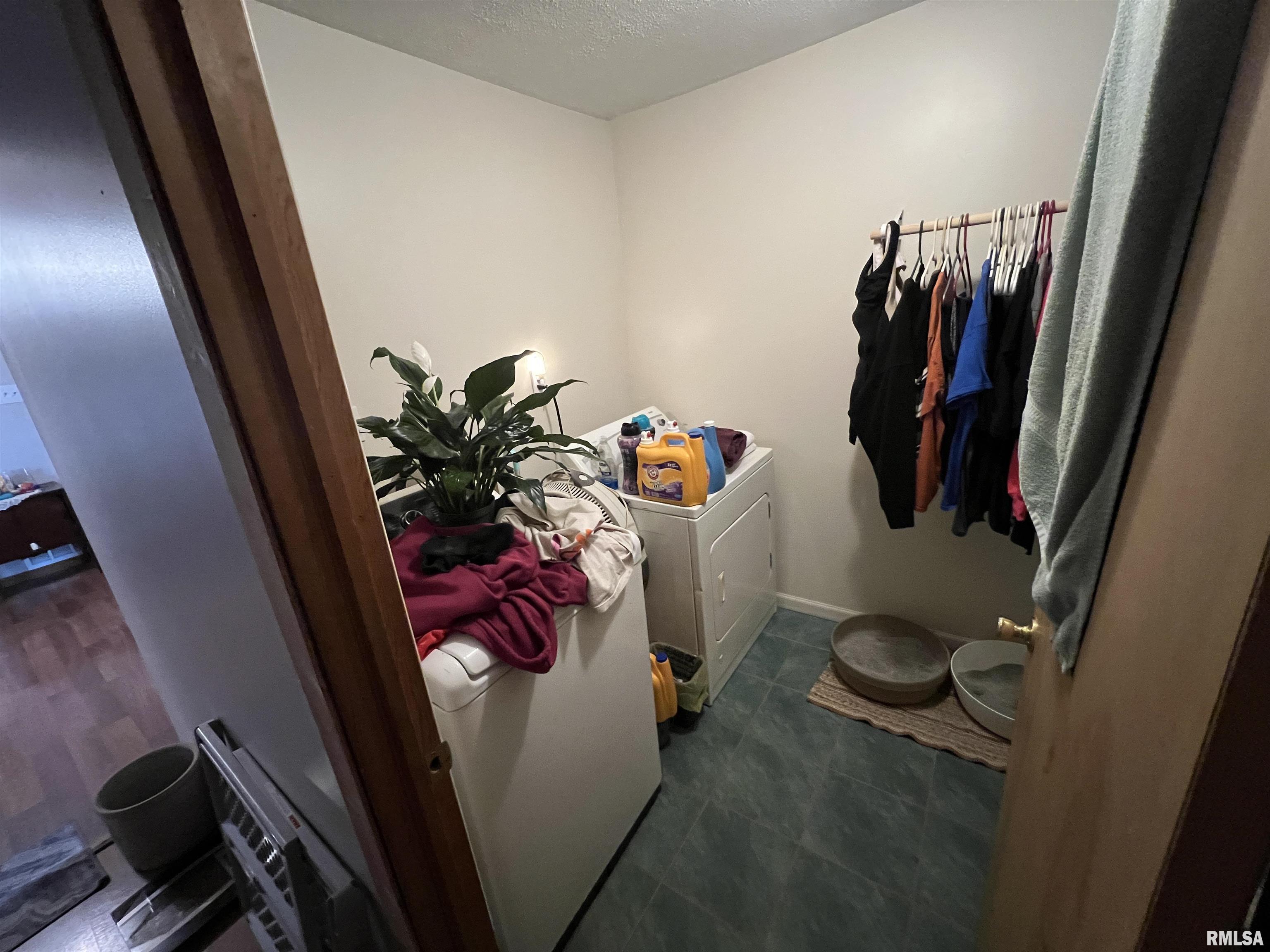 627 East Fulton Street Cuba, IL 61427 - Photo 8 of 15