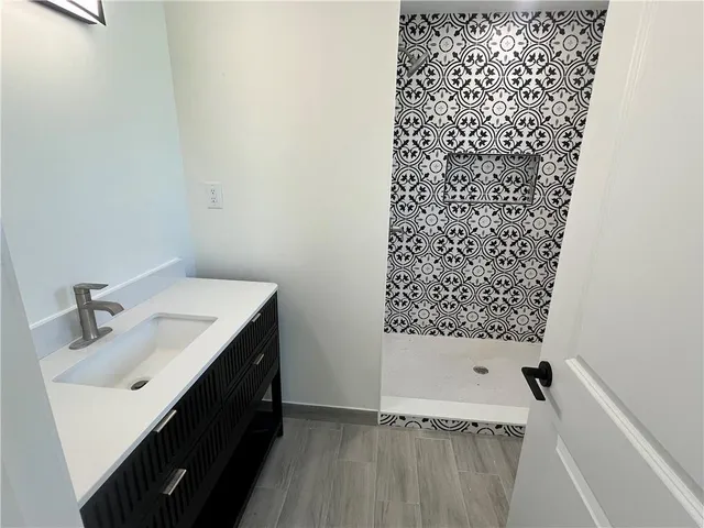 $2,900 | 4500 Kings Lake Drive, Unit B, Marietta, GA 30067