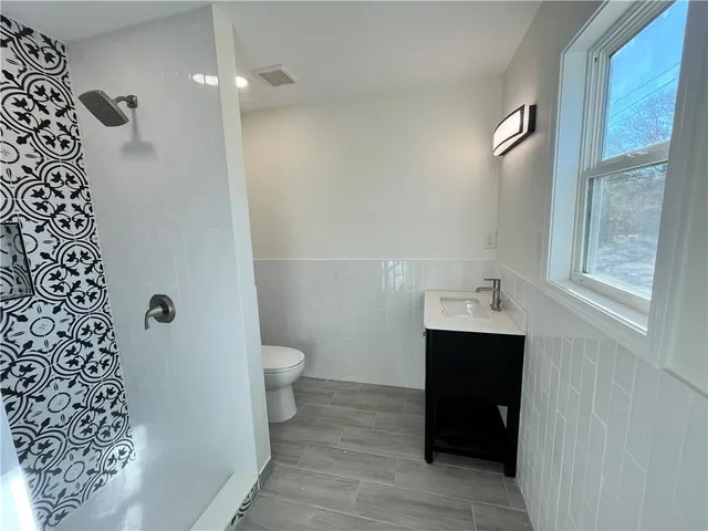 $2,900 | 4500 Kings Lake Drive, Unit B, Marietta, GA 30067