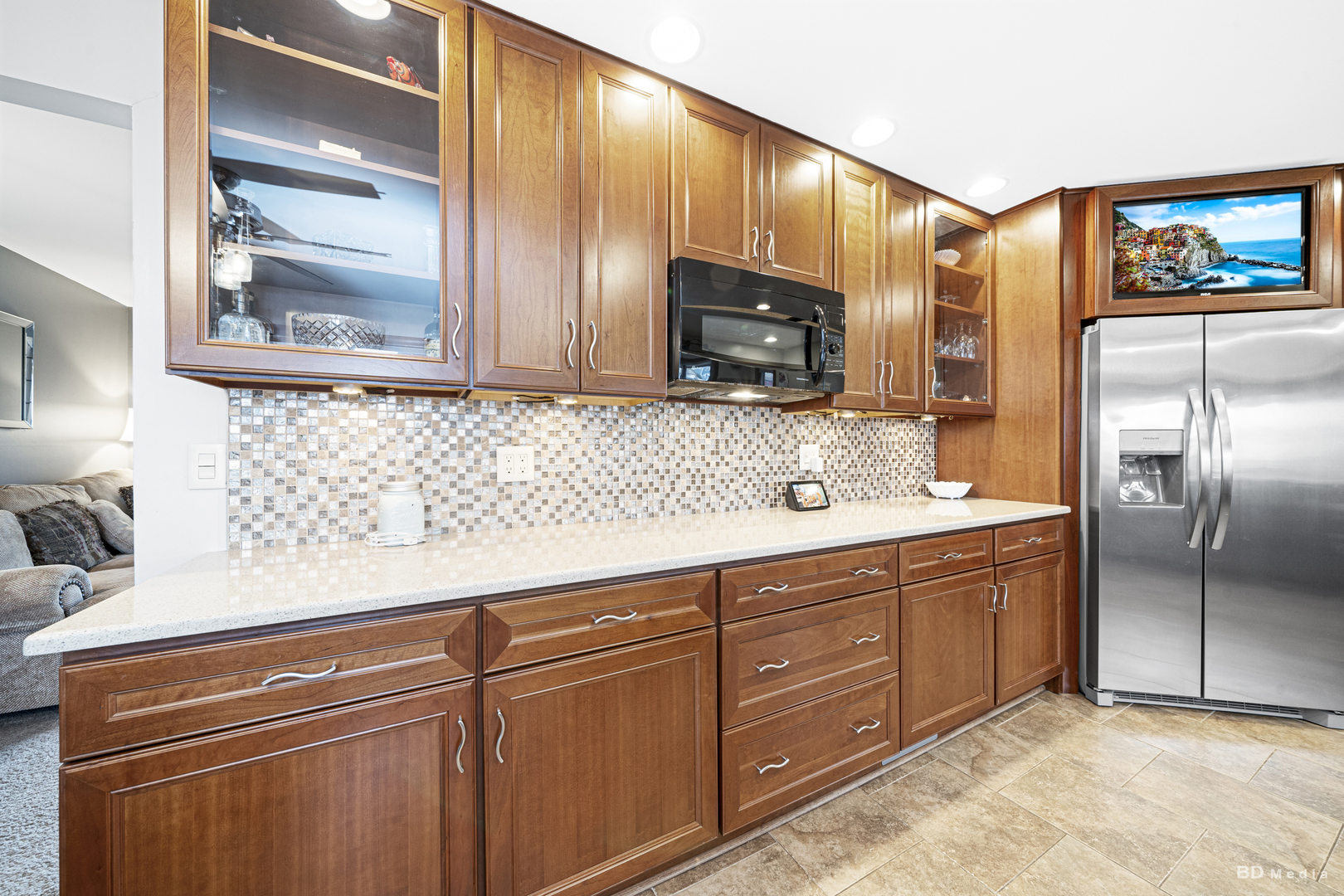 807 Maple Lane Peotone, IL 60468 - Photo 12 of 33 a kitchen with stainless steel appliances granite countertop a refrigerator and a sink