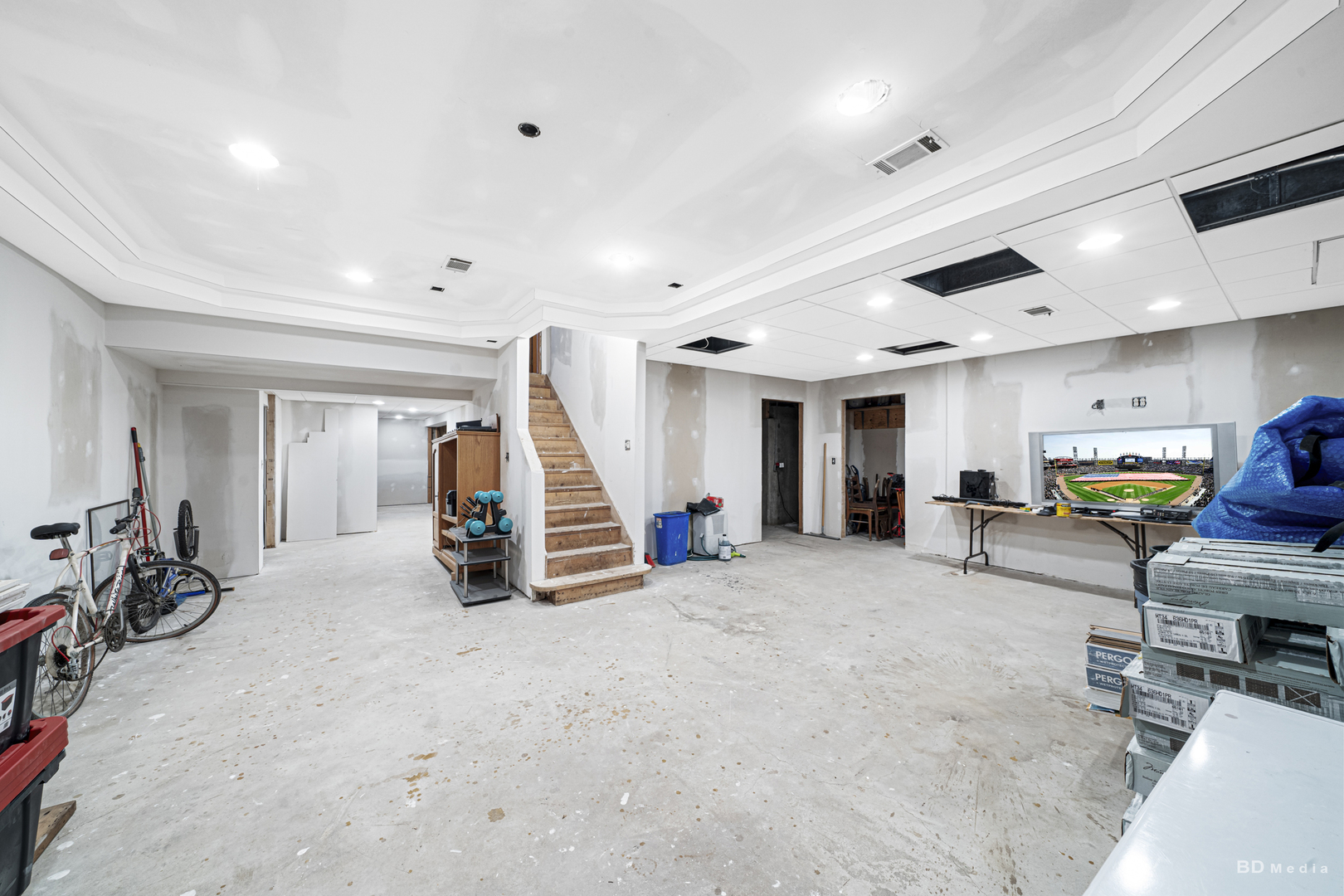 807 Maple Lane Peotone, IL 60468 - Photo 25 of 33 a view of a room with gym equipment