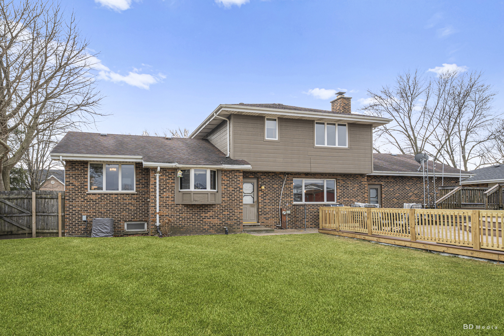 807 Maple Lane Peotone, IL 60468 - Photo 29 of 33 a front view of a house with a garden