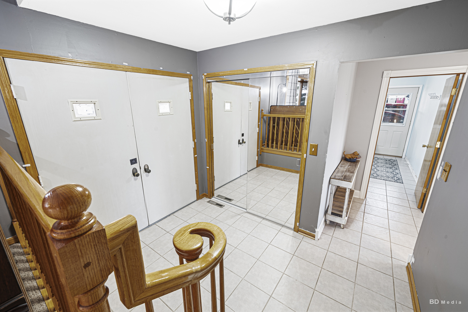 807 Maple Lane Peotone, IL 60468 - Photo 5 of 33 a living room with furniture and a wooden floor