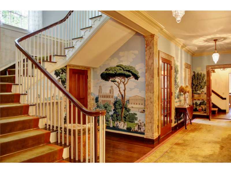 59 Manning Street Providence, RI 02906 - Photo 2 of 25 Entry.