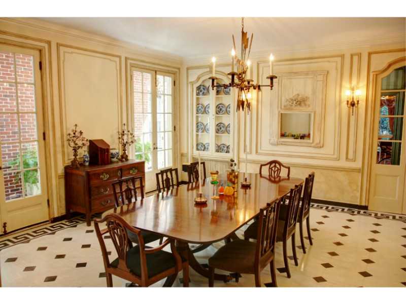 59 Manning Street Providence, RI 02906 - Photo 6 of 25 Dining Room.