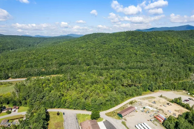 $699,900 | 23 Industrial Drive, Schroon, NY 12870