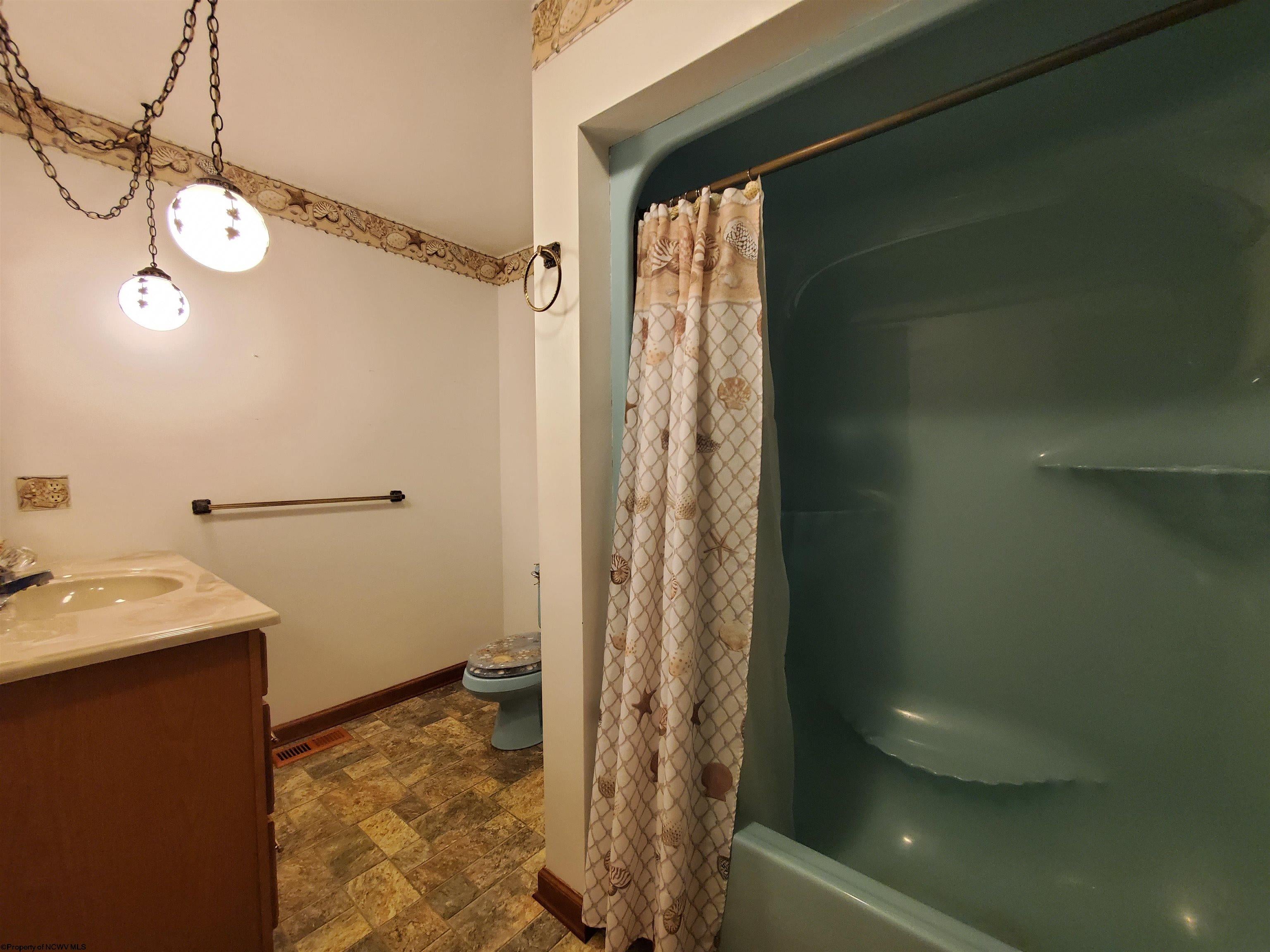 1302 Colfax Road Fairmont, WV 26554 - Photo 28 of 30 Gallery Image 28