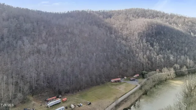 $79,999 | 6-7 Waters Edge Road, Unit 6, Duffield, VA 24244