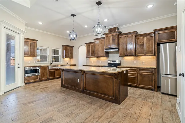 $460,000 | 7922 Superman Drive, Corpus Christi, TX 78414